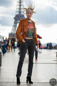 Soo-Joo-Park-by-STYLEDUMONDE-Street-Style-Fashion-Photography0E2A4069-700x1050@2x.jpg