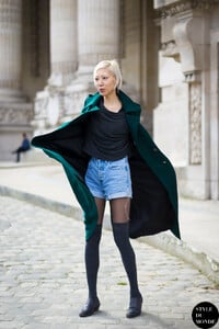 Soo-Joo-Park-funny-by-STYLEDUMONDE-Street-Style-Fashion-Blog_MG_8695.jpg