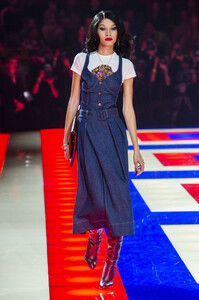 Tommynow-RS19-0037.thumb.jpg.20680a9c514da2b04ae9e80092f88b1e.jpg