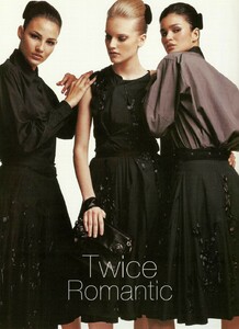 Twice_Romantic_Vogue_Italia_April_2001_1.jpg