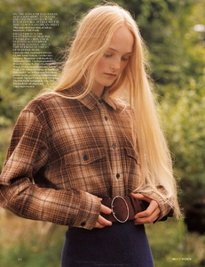 Weber_Vogue_UK_October_2013_19.thumb.png.c48dee114e079fed47d1b93e739e3d32.png