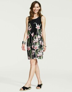 XXXL-104685833MULTI.jpg