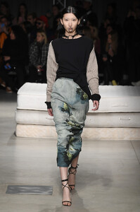 act-n-1-rtw-fall-2019-milan-fashion-week-mfw-007.thumb.jpg.0a9c39971a7b10ef05169799524c25e1.jpg