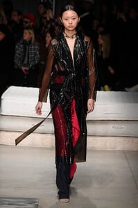 act-n-1-rtw-fall-2019-milan-fashion-week-mfw-017.thumb.jpg.31afe0b518e021c8cba7da10f97f9dd1.jpg