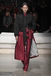 act-n-1-rtw-fall-2019-milan-fashion-week-mfw-019.thumb.jpg.b9467afecb321565fcba5db6f19f8251.jpg