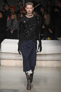 act-n-1-rtw-fall-2019-milan-fashion-week-mfw-028.thumb.jpg.bebadc64f9d270e4da5dfe1df1398007.jpg