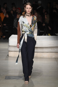 act-n-1-rtw-fall-2019-milan-fashion-week-mfw-029.thumb.jpg.57a71a334b2156aa1ae95338274b52b2.jpg