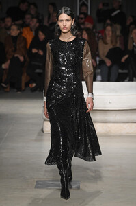 act-n-1-rtw-fall-2019-milan-fashion-week-mfw-031.thumb.jpg.2d198de29538cf5e7d39f822da274972.jpg
