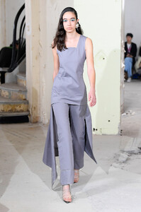 afterhomework-rtw-fall-2019-paris-fashion-week-pfw-010-1.thumb.jpg.48f150a33de86c34e11d6df985176812.jpg