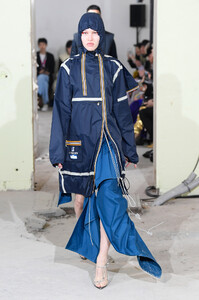 afterhomework-rtw-fall-2019-paris-fashion-week-pfw-012-1.thumb.jpg.7b3df9e7689d8214e03a146269819969.jpg