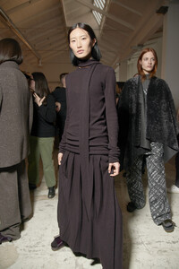 agnona-bks-v-rf19-0966.thumb.jpg.0c0d164c03e759d8320544c0edc5dc8c.jpg