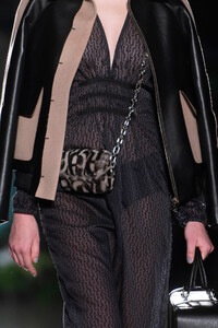 aigner-clp-rf19-5006.thumb.jpg.7d2f593bfe11097ca1ca238aeaf2b24a.jpg