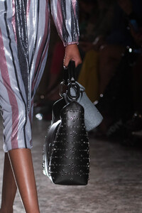 aigner-clp-rf19-5093.thumb.jpg.a2e4b32610fb4e95ef8ca6319dc5255e.jpg