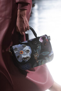 aigner-clp-rf19-5121.thumb.jpg.3a97c2afa9e71930eaefb389fa3a4816.jpg