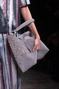 aigner-clp-rf19-5162.thumb.jpg.d227002ce81db021e94c589e374b0377.jpg