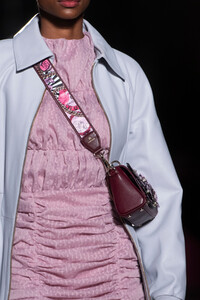 aigner-clp-rf19-5181.thumb.jpg.4ee2870727d7461c9d4d0a456f8b78d9.jpg