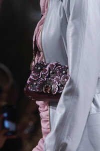 aigner-clp-rf19-5196.thumb.jpg.415fd3abd1589b82d91f7d20ff836c40.jpg