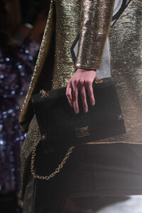 aigner-clp-rf19-5468.thumb.jpg.6c58d1ec6e943e101fe187598f46b072.jpg