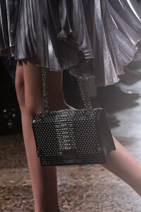 aigner-clp-rf19-5770.thumb.jpg.1d1df7b94feb0a39ed7a318655042967.jpg