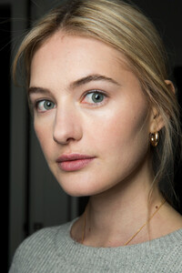 akris-bks-m-rf19-0335.thumb.jpg.02283d1ac33675ba161a138b83190d19.jpg