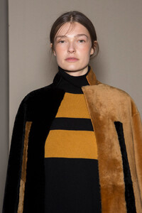 akris-bks-z-rf19-6316.thumb.jpg.cd7c963da948df5b8b72b6f3582abca5.jpg