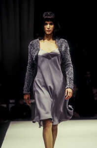 alberta-ferretti-fw-1995-2.thumb.jpg.230a6c336f750a464f3f2c04c226f093.jpg