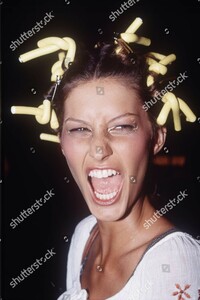 anna-sui-fashion-show-new-york-america-sep-1999-shutterstock-editorial-310779j.jpg