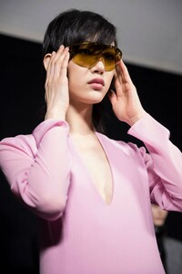 backstage-defile-givenchy-automne-hiver-2019-2020-paris-coulisses-109.thumb.jpg.14a2be1acfa1e2d71fd282dfa114fc57.jpg