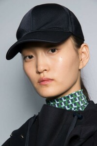 backstage-defile-lacoste-automne-hiver-2019-2020-paris-coulisses-183.thumb.jpg.c034afd111c440f30ff5fb46f8951e9d.jpg