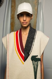 backstage-defile-lacoste-automne-hiver-2019-2020-paris-coulisses-95.thumb.jpg.2f4d4334e493135d5de76f4a22dad4fc.jpg