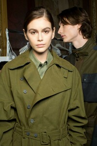 backstage-defile-stella-mccartney-automne-hiver-2019-2020-paris-coulisses-111.thumb.jpg.ac86aaa6608bebc80d93c375ebb7873b.jpg