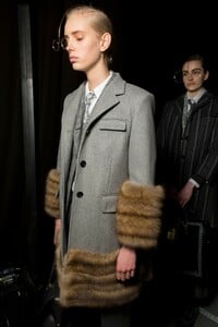 backstage-defile-thom-browne-automne-hiver-2019-2020-paris-coulisses-104.thumb.jpg.9cedb6c27fb4c3ef86c181c91b472284.jpg