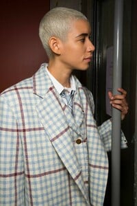 backstage-defile-thom-browne-automne-hiver-2019-2020-paris-coulisses-120.thumb.jpg.5ea53b316e5d3a03d23c5e9622b6d0b8.jpg