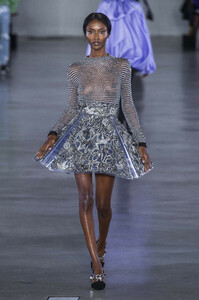 balmain-rf19-0505.thumb.jpg.058476c64cb68b684db1b9e60b65ba41.jpg