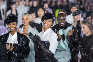 balmain-rf19-0819.thumb.jpg.0cd1b23107a772697f06363e63988bbf.jpg