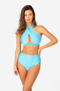 bikini-bahama-mama-a103780fQqQzRsRkLhva.jpg