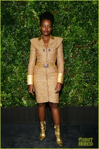 carey-mulligan-lupita-nyongo-chanel-february-2019-02.jpg