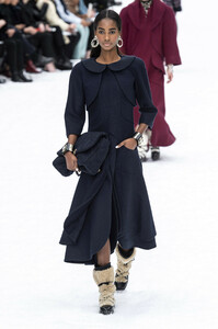 chanel-rs19-0033.thumb.JPG.821967ebb10fe0ca44da9ecc0523c5c6.JPG