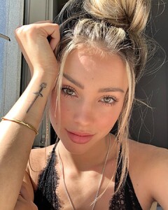 charlyjordan_BvHgUdNg3dz.thumb.jpg.7d76d68e06067b309d55fab09f7f4f54.jpg