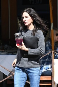 courteney-cox-in-casual-outfit-03-13-2019-8.jpg