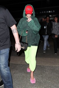 dua-lipa-at-lax-airport-in-la-03-13-2019-5.jpg