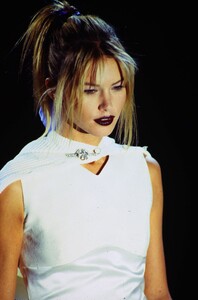 fashion-photography-archive-image-work-image----batch5----fullSize----103892_103892-13_0036_fs.jpg.jpg