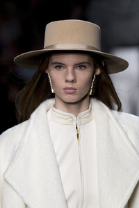 ferretti-clpa-rf19-0183.thumb.jpg.0a69583bf25f6e63257277a81746df3f.jpg
