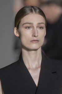 givenchy-hc-clp-rs19-1544.thumb.jpg.291521e96b99bdf38d44c832f7f48b1f.jpg