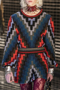 gucci-clp-v-rf19-0832.thumb.jpg.78ea10ef9855c51e6a3f89ed6c93bcfc.jpg