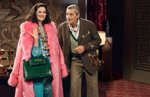 gucci-spring-2019-ad-campaign-the-impression-06.thumb.jpg.58e814f43491c9106b5d8a3a7fd7a14d.jpg