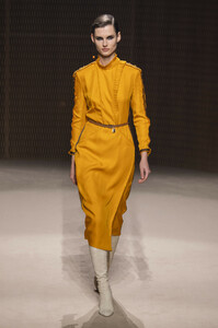 hermes-rf19-0303.thumb.jpg.b34cf0e40934f5365728b667d4351749.jpg