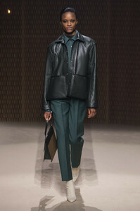 hermes-rf19-0460.thumb.jpg.a4389aa7f29c38888672f4d7c35bdb98.jpg