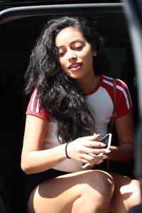 hqcelebcorner-10.jpg