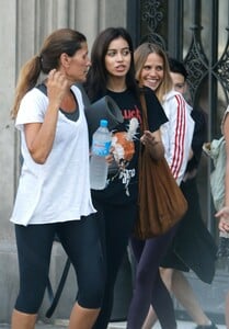 hqcelebcorner-10.jpg